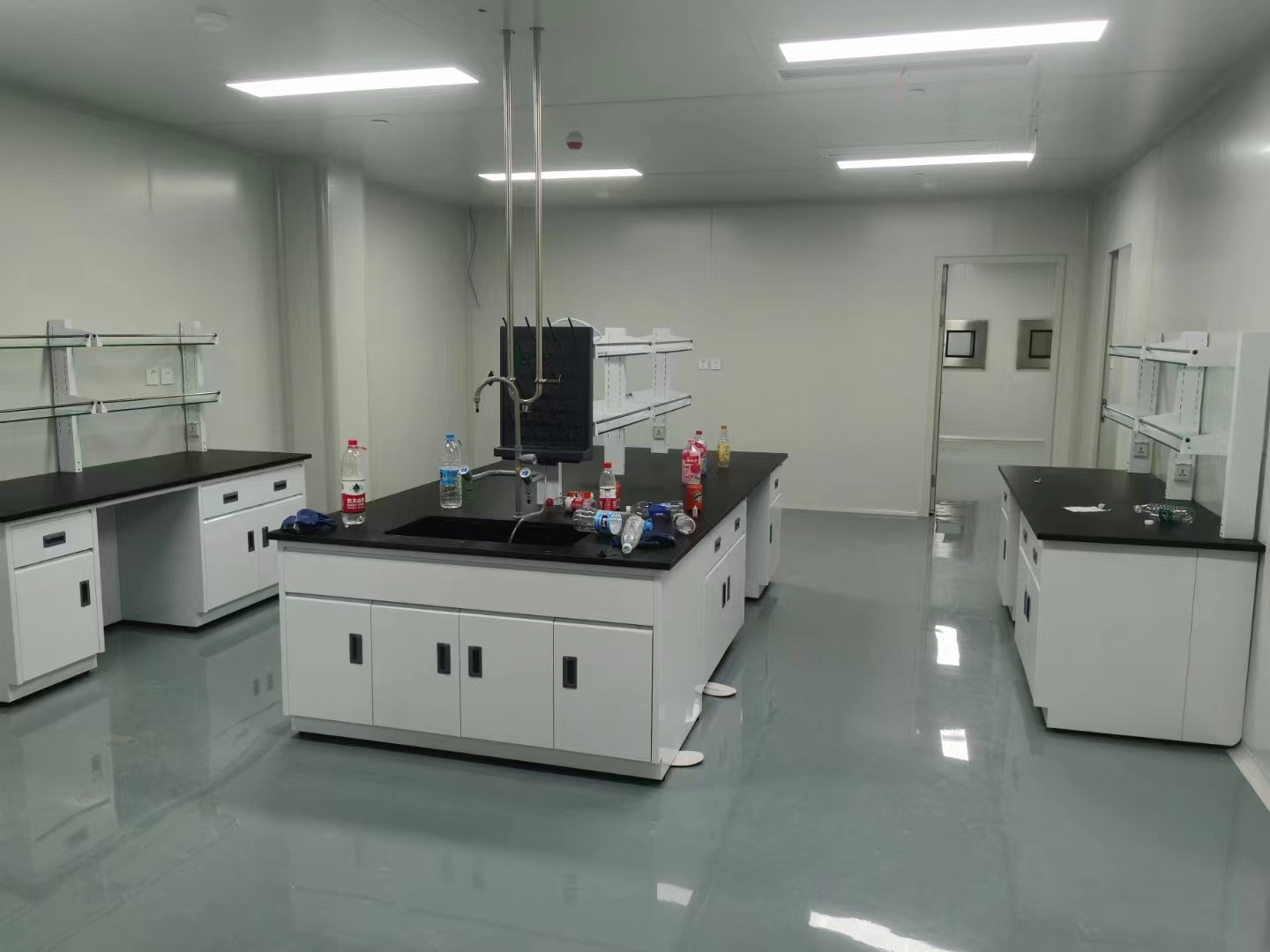 潔凈車間實驗室裝修圖片